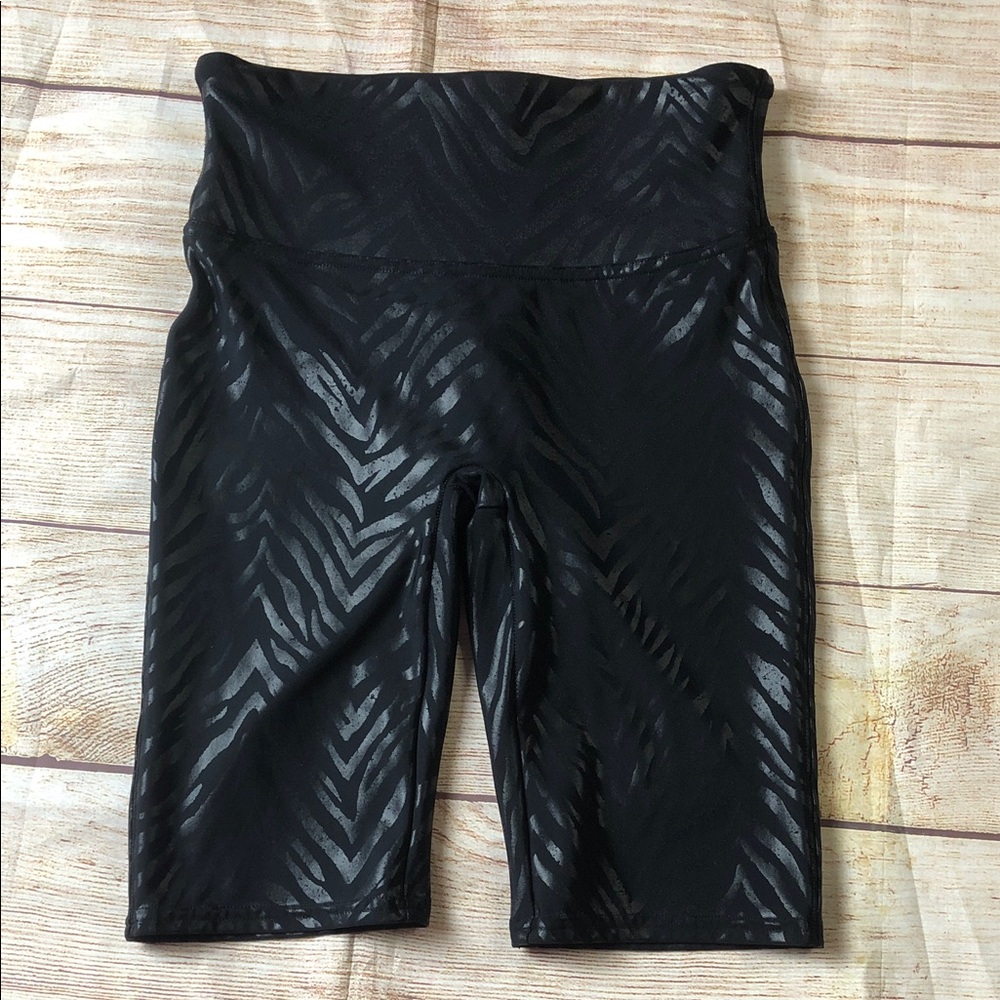 SPANX Black Zebra Pattern‎ Bike Shorts